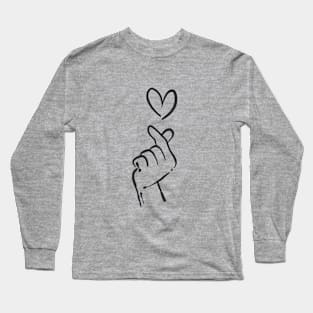 KPOP HEART "I LOVE YOU" Heart Fingers - Korean Long Sleeve T-Shirt